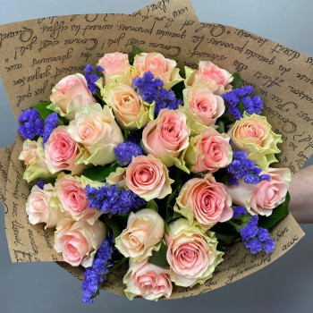 Монобукет из розы и статицы